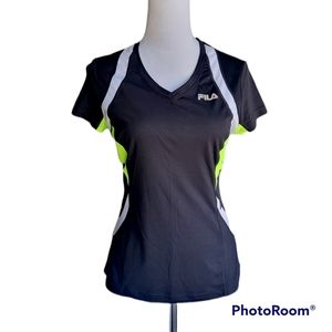 FILA SPORT WOMEN'S SHIRTS SIZE MEDIUM